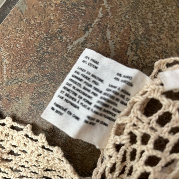 Vintage Large Hand Crocheted Lace Tablecloth Wall Hanging French Country Beige - Picture 5 of 6